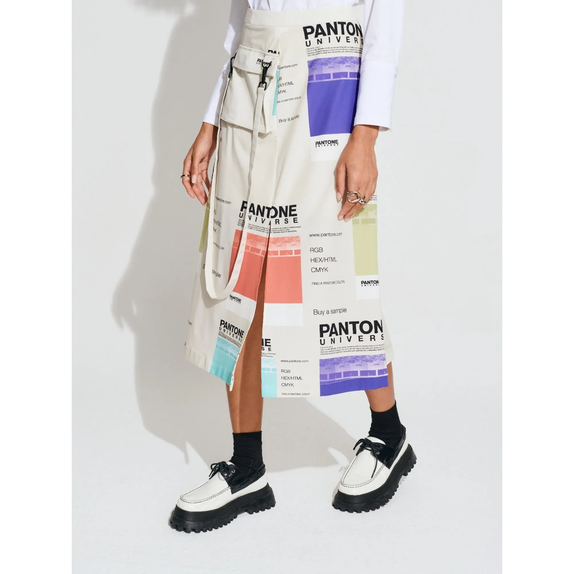 Women Pantone Collection : Packable Side Pocket Skirt - Beige